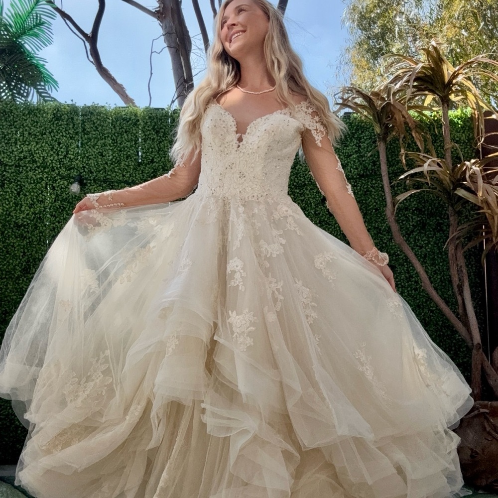 Designer Essence of Australia wedding dress